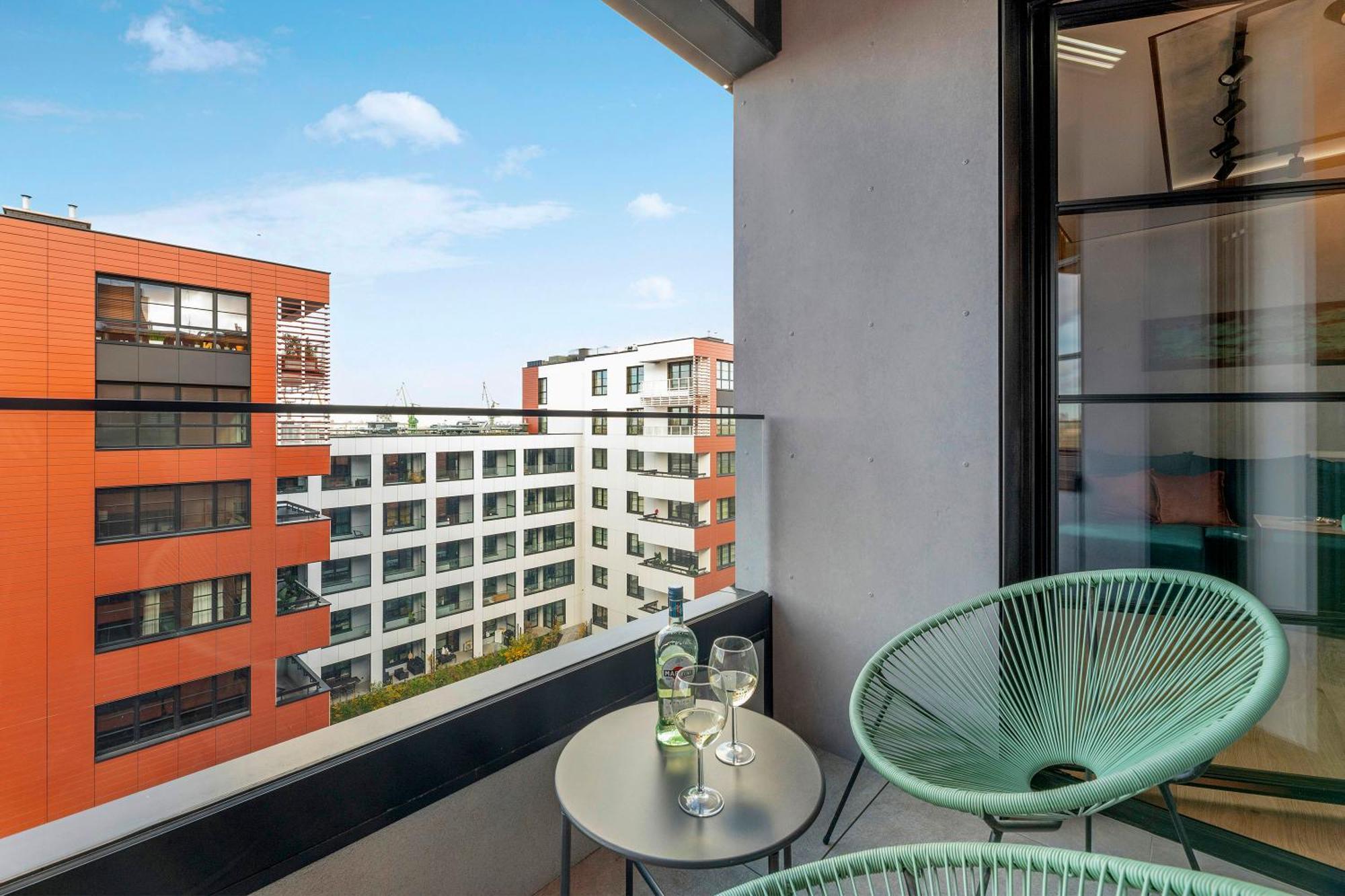 Doki Living & Foodhall By Downtown Apartments Gdańsk Eksteriør bilde