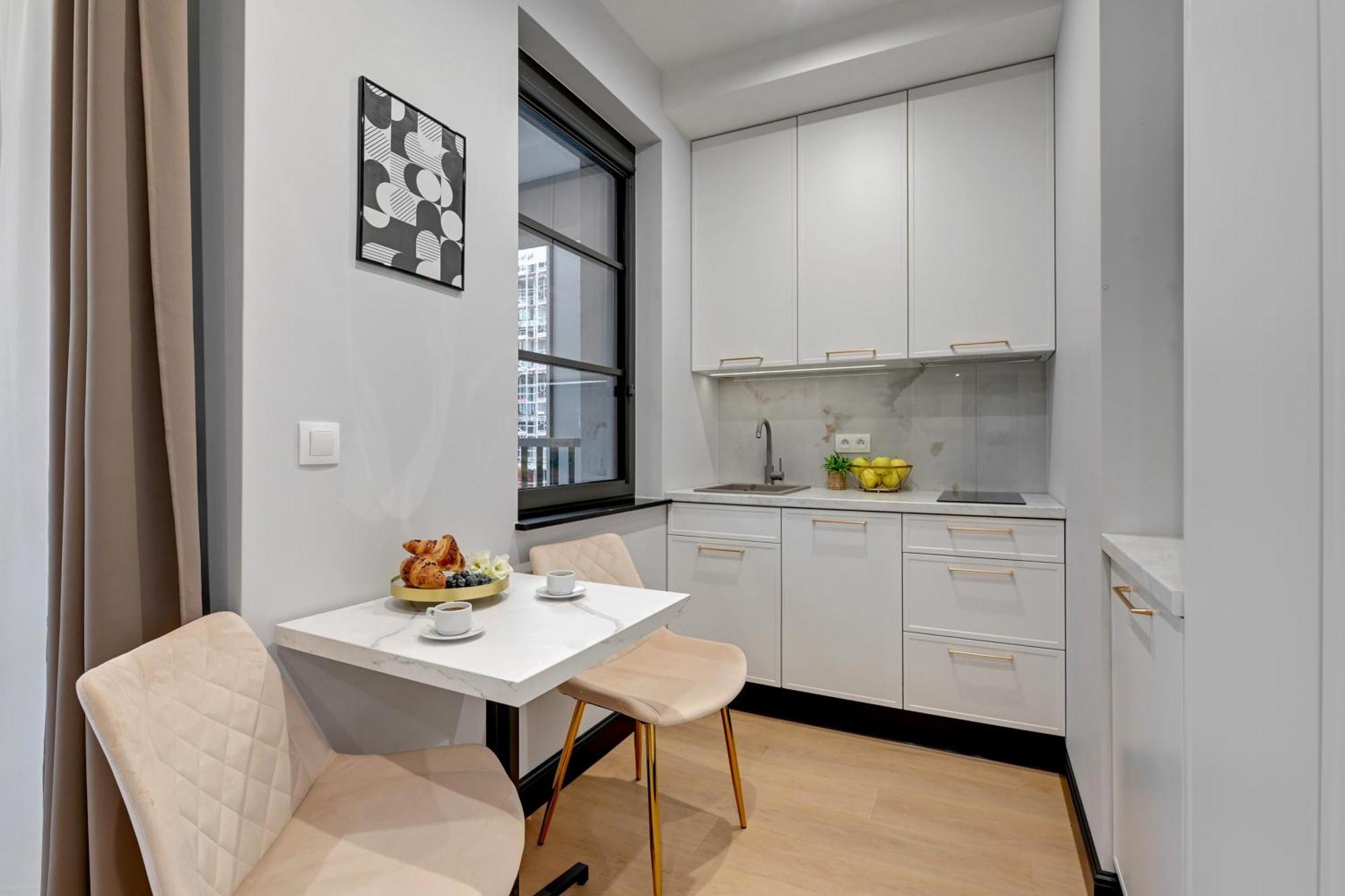 Doki Living & Foodhall By Downtown Apartments Gdańsk Rom bilde