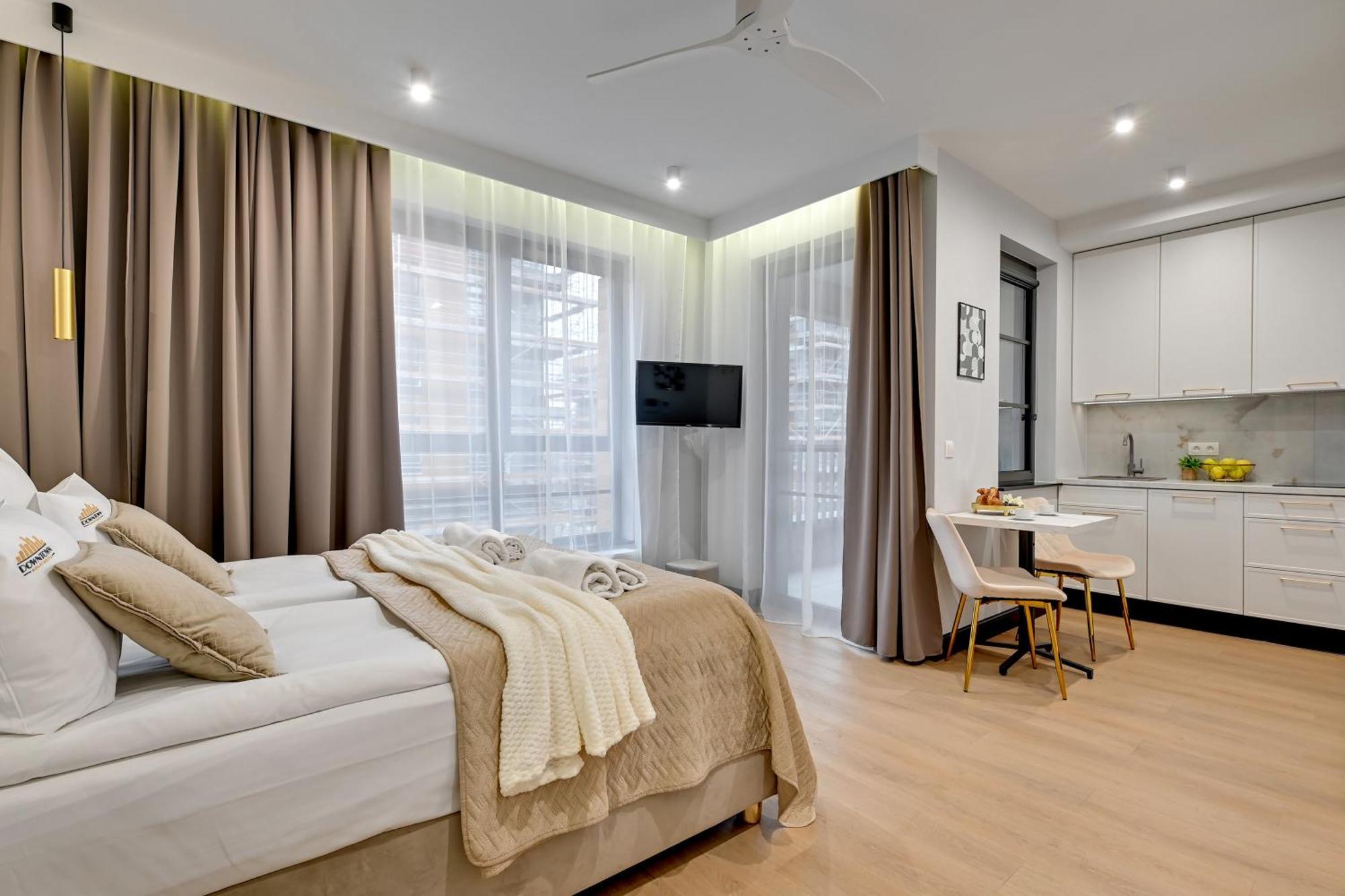 Doki Living & Foodhall By Downtown Apartments Gdańsk Rom bilde